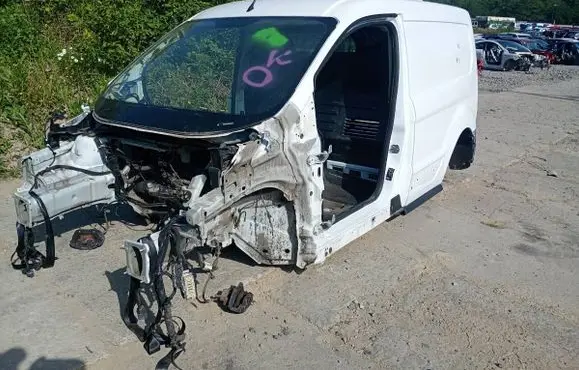 Ford Transit Courier Front quarter panel 