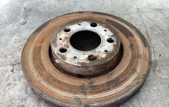 Volvo V70 Front brake disc