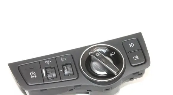 Hyundai i40 Light switch 933003Z970
