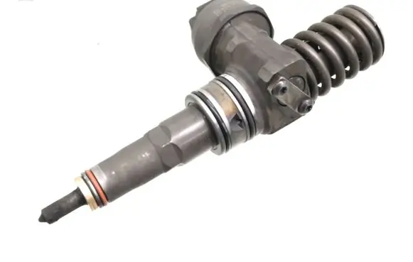 Skoda Octavia Mk2 (1Z) Fuel injector 038130073AG 0414720215