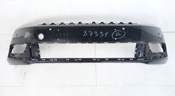 Volkswagen PASSAT B7 Front bumper 3AA807221