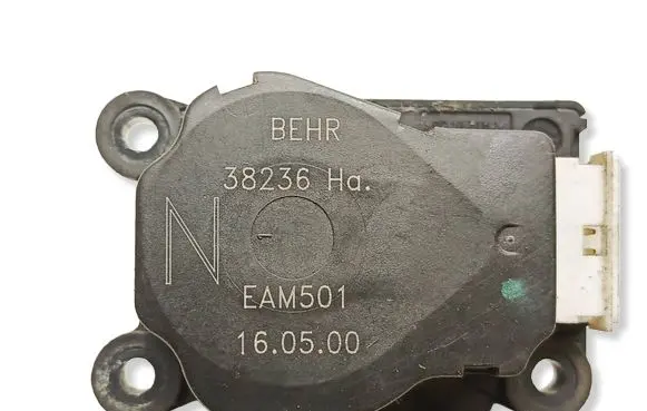Mercedes-Benz S W220 Air flap motor/actuator 38236H EAM501 160500