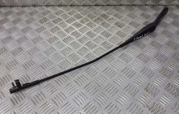 Ford Focus Front wiper blade arm 4M51-17526-CB