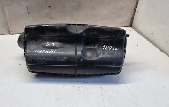 Subaru Outback Air filter box PP4T40