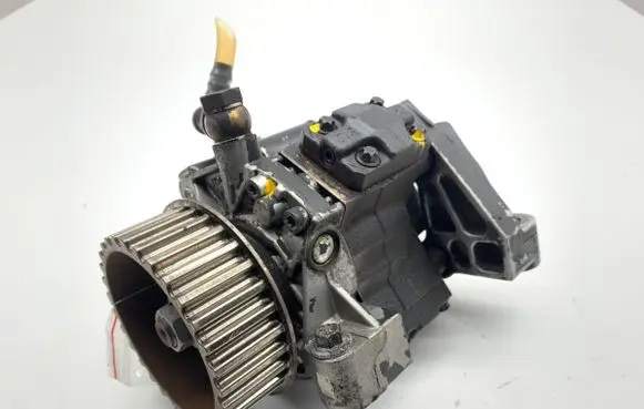 Renault Laguna III Fuel injection high pressure pump A2C20000754