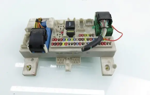 Ford Focus C-MAX Central body control module 3M5T14A073BG