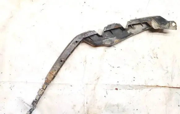 Skoda Octavia Mk2 (1Z) Front bumper mounting bracket 1z0807183