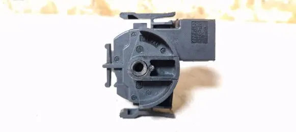 Opel Meriva A Ignition lock contact 90589314