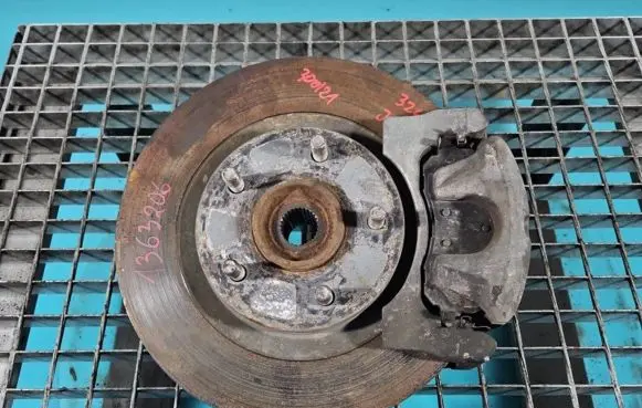 Jeep Compass Front wheel hub spindle knuckle IMPRK1363206