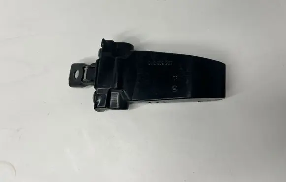 Skoda Fabia Mk3 (NJ) Rear door check strap stopper 6V0839267
