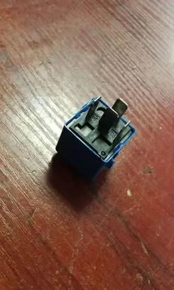 BMW 7 E38 Other relay 6915327
