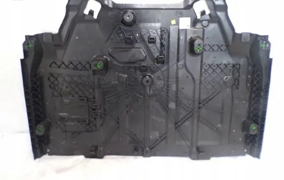 Opel Mokka B Engine splash shield/under tray 9847060580