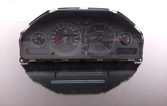 Speedometer (instrument cluster)