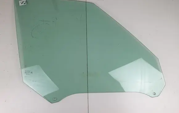 Citroen C4 I Picasso Front door window glass four-door 43R000016