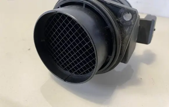 Renault Laguna II Mass air flow meter 7700314057