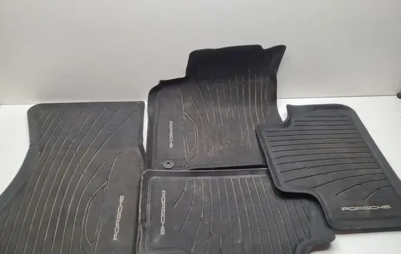 Porsche Macan (95B) Car floor mat set 95B044800431E0