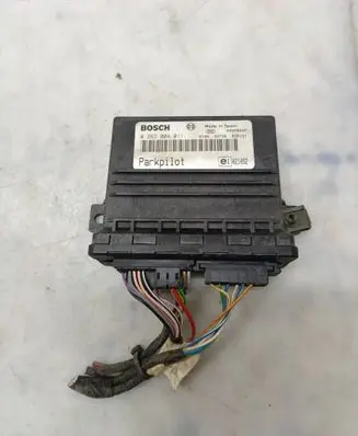 Chrysler Voyager Parking PDC control unit/module 0263004011 033M093M E1021052