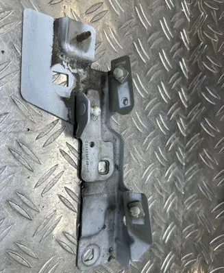 Renault Zoe Fender mounting bracket 654825654R