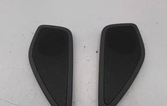 Side speaker trim/cover