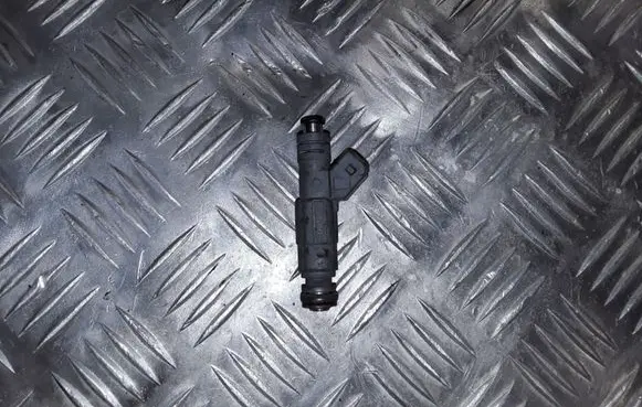 BMW X5 E53 Fuel injector 1707843 0280155823