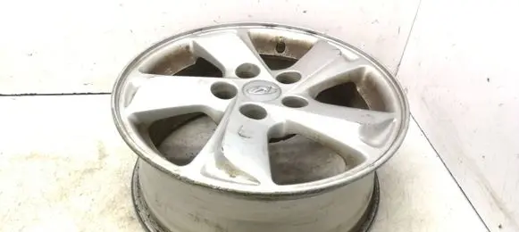 R16 alloy rim