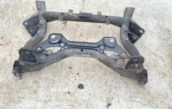 Mercedes-Benz C W204 Front subframe
