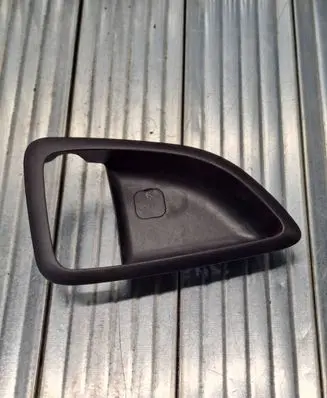 Hyundai ix35 Front door handle cover 826112S000