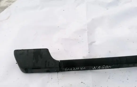 Suzuki Wagon R+ Roof bar rail