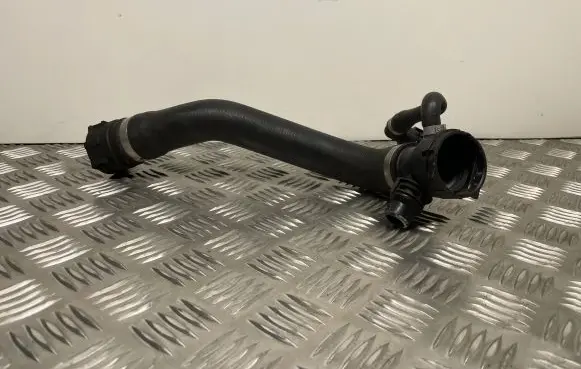 BMW 1 E81 E87 Engine coolant pipe/hose 7796869