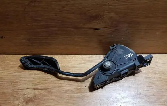 Renault Laguna II Accelerator throttle pedal 8200002905