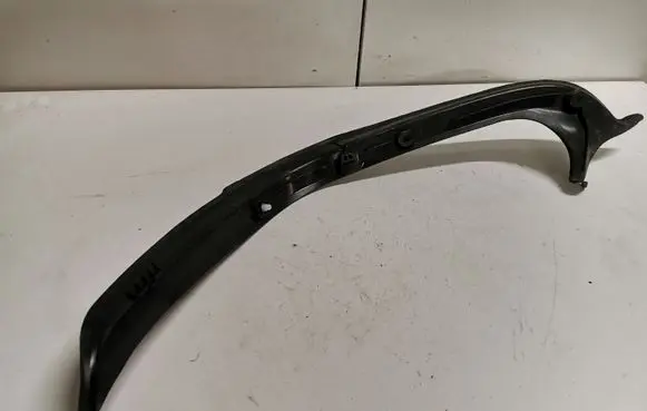 Mercedes-Benz C W205 Rain gutter A2056901041