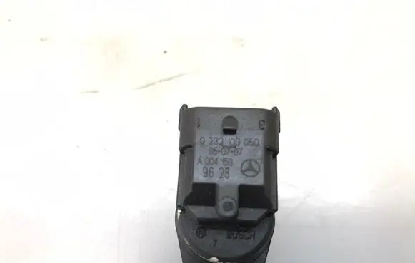 Mercedes-Benz C W203 Camshaft position sensor 0232103050