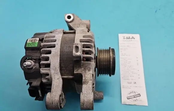 Hyundai i30 Generator/alternator 373002U300 IMPRK1567162