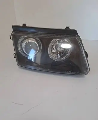 Volkswagen PASSAT B5 Headlight/headlamp 084411125R