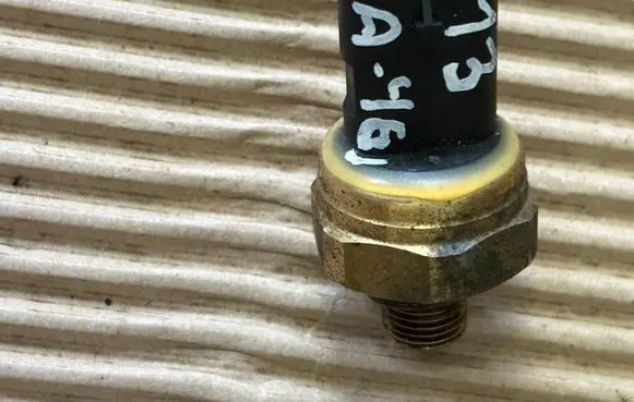 Seat Ateca Oil pressure sensor 04C906060C 81CP6005