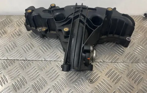 Audi A3 S3 8P Intake manifold 03L129711AN