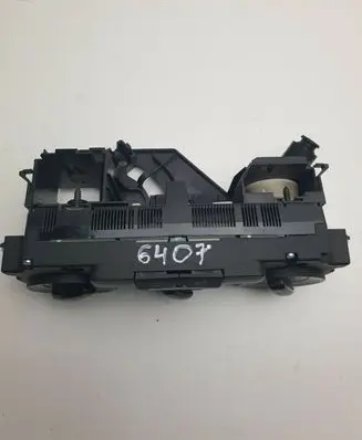 Volkswagen Golf V Climate control unit 1CF74730900