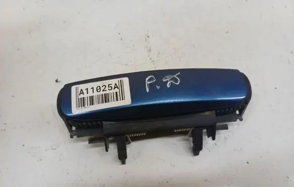 Audi A3 S3 8P Front door exterior handle 