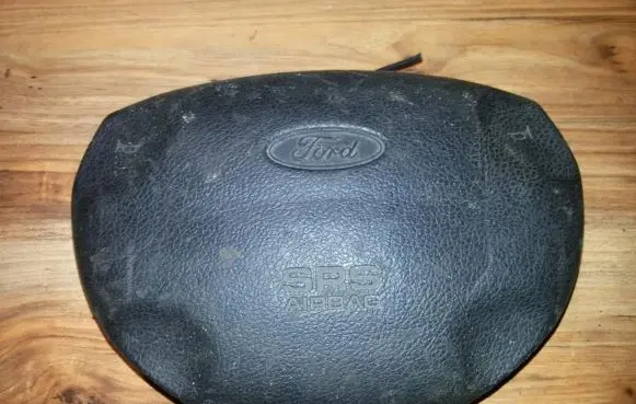 Ford Escort Steering wheel airbag 95ABA042B85BCYYEC