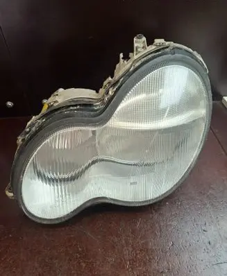 Mercedes-Benz C W203 Headlight/headlamp A2038200161 0301166201
