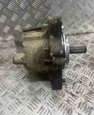 Nissan X-Trail T31 Gearbox transfer box case 067022