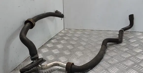Mercedes-Benz ML W164 Engine coolant pipe/hose A1645062135