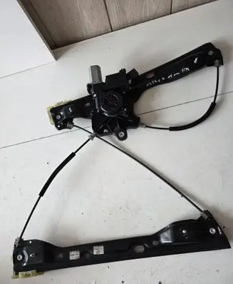 Opel Astra K Front door window regulator motor 39117480