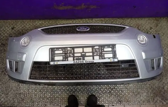 Ford S-MAX Front bumper 