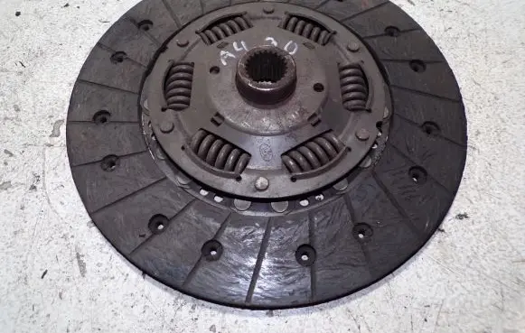 Audi A4 S4 B6 8E 8H Clutch pressure plate 