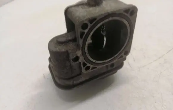 Skoda Fabia Mk1 (6Y) Throttle valve 038128063C
