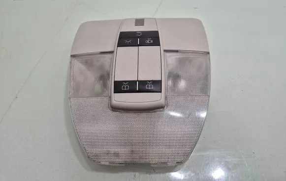 Mercedes-Benz B W245 Front seat light A1698201423
