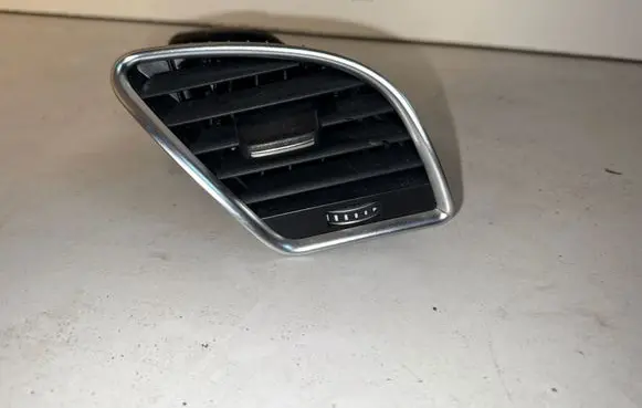 Audi A4 S4 B8 8K Dashboard air vent grill cover trim 8T1820902GWVF