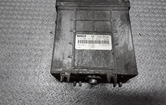 Renault Scenic I Engine control unit/module 7700109621 0281001809