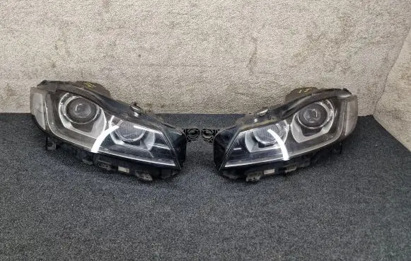 Jaguar F-Pace Headlights/headlamps set GX6313W029DH GX6313W030DH